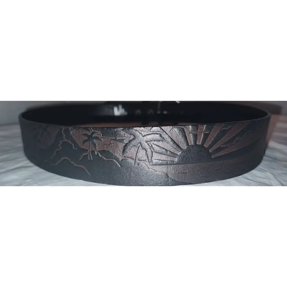 Sunset Beach Palm tree embossed Genuine leather belt Size 36 Brown with silver t